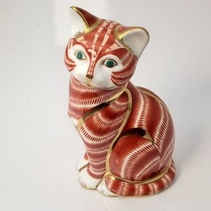 Royal Crown Derby Cat Figurine